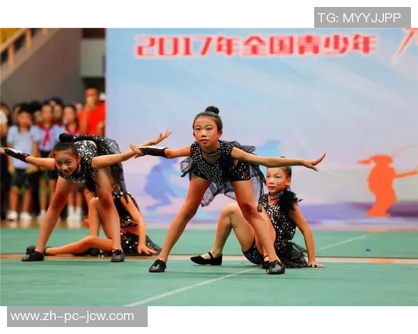 鄂美蝶与贝特伦的精彩对决揭示了羽毛球竞技的新趋势与未来发展潜力